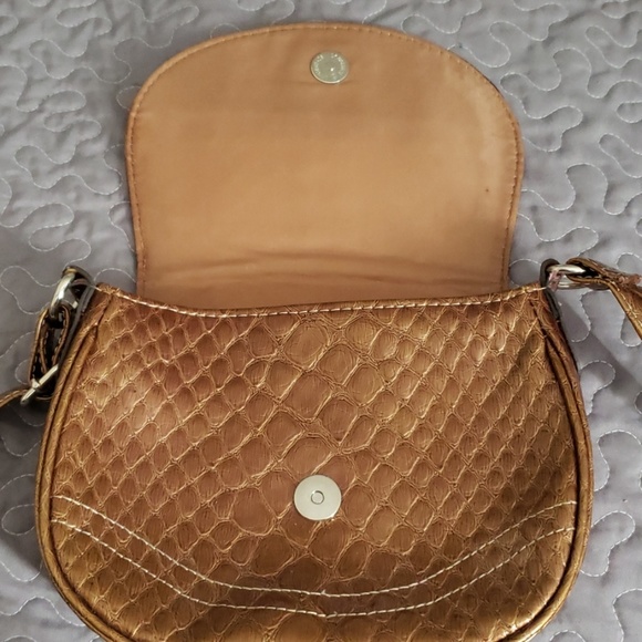 XOXO Bags Xoxo Crossbody Poshmark